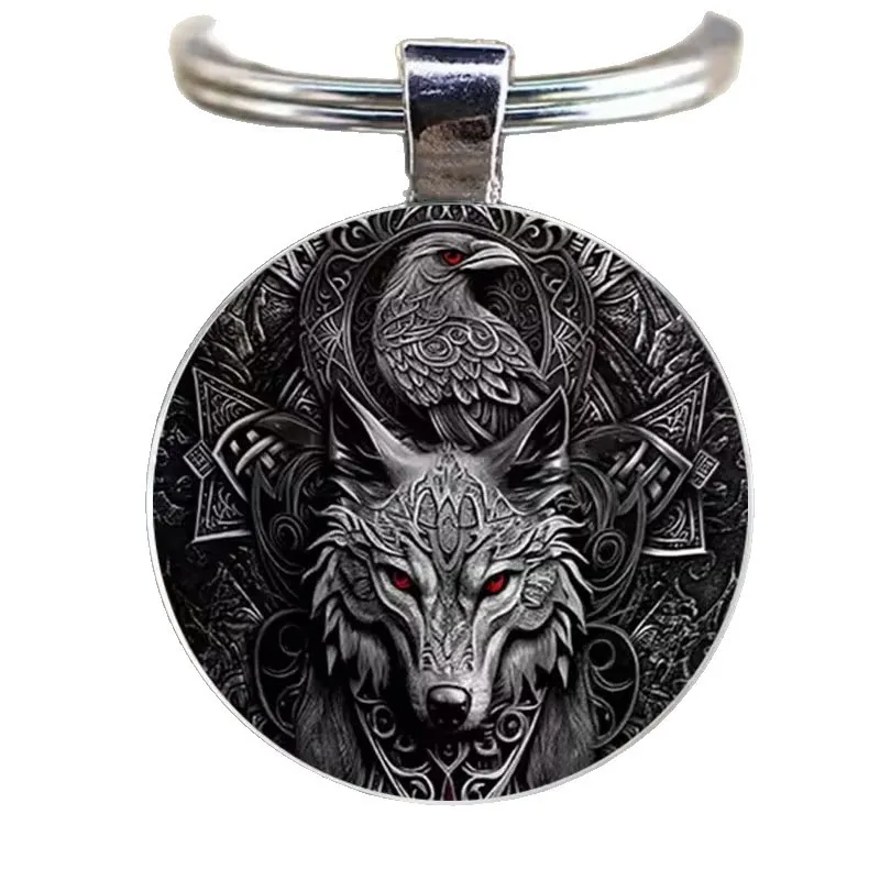 Celtic Knot Wolf & Raven Keychain – Gothic Celtic Knotwork Keyring, Dark Mystical Accessory for Men & Women, Unique Gift